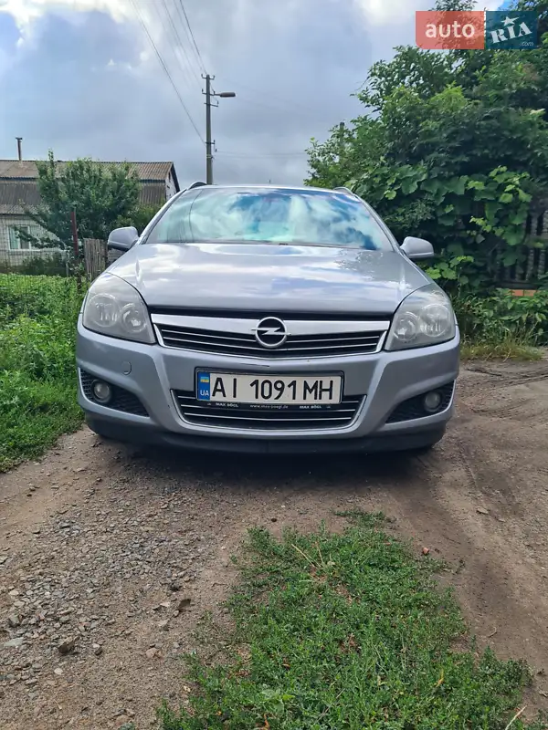 2010 opel astra