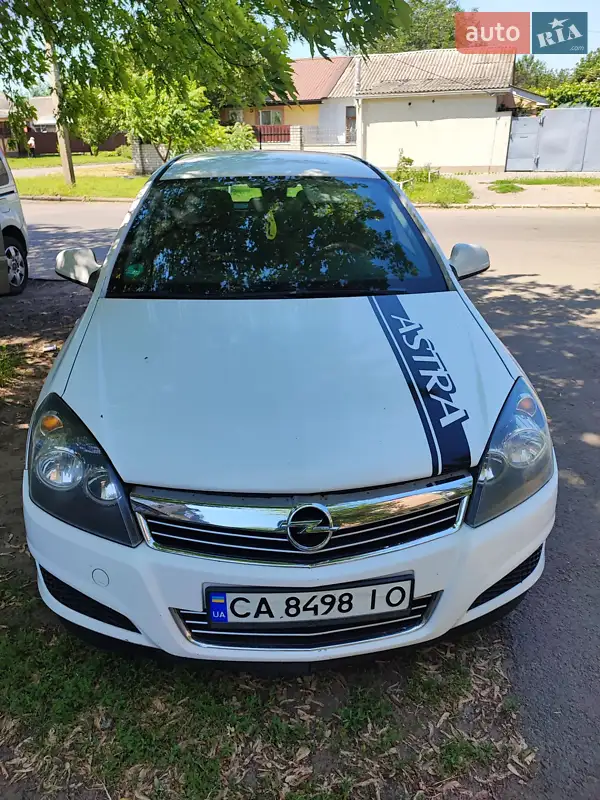 2010 opel astra station wagon