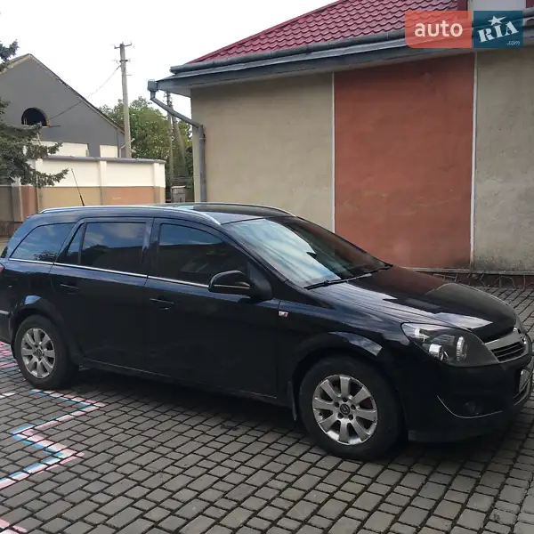 2010 opel astra-station-wagon