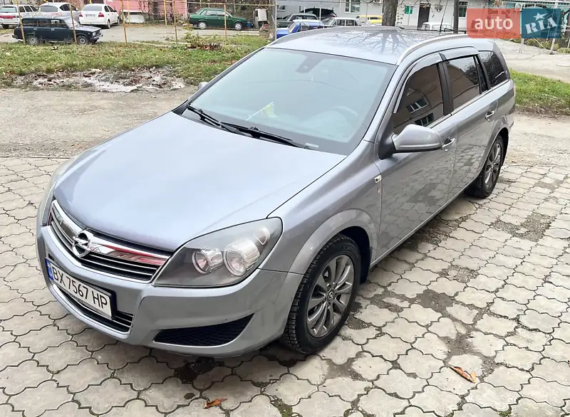 2010 opel astra