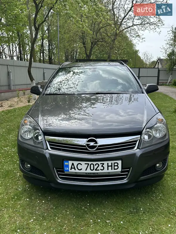 2010 opel astra