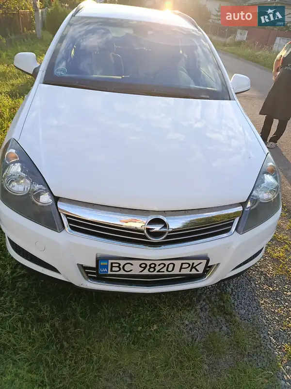 2010 opel astra station wagon