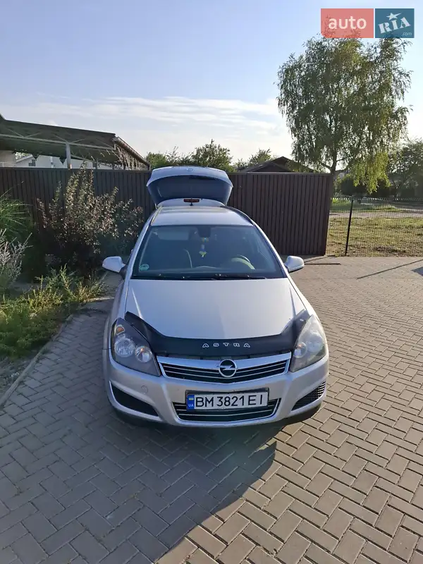 2010 opel astra