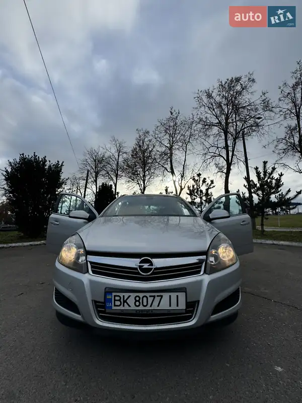2010 opel astra