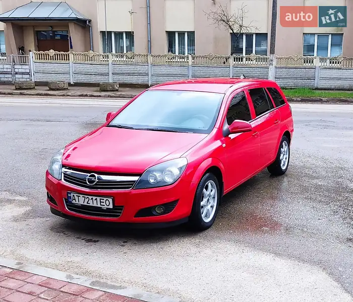 2011 opel astra