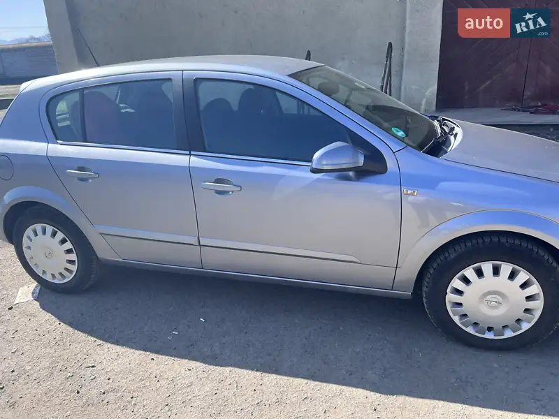 2005 opel astra