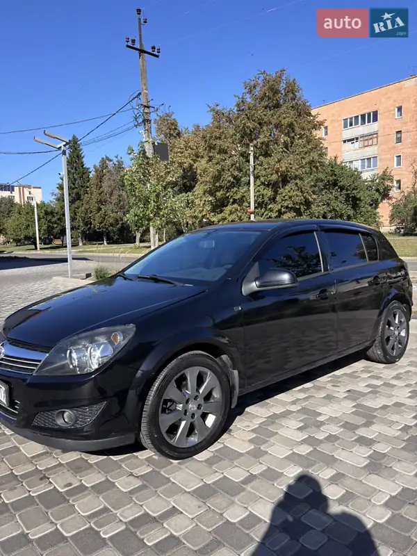 2011 opel astra
