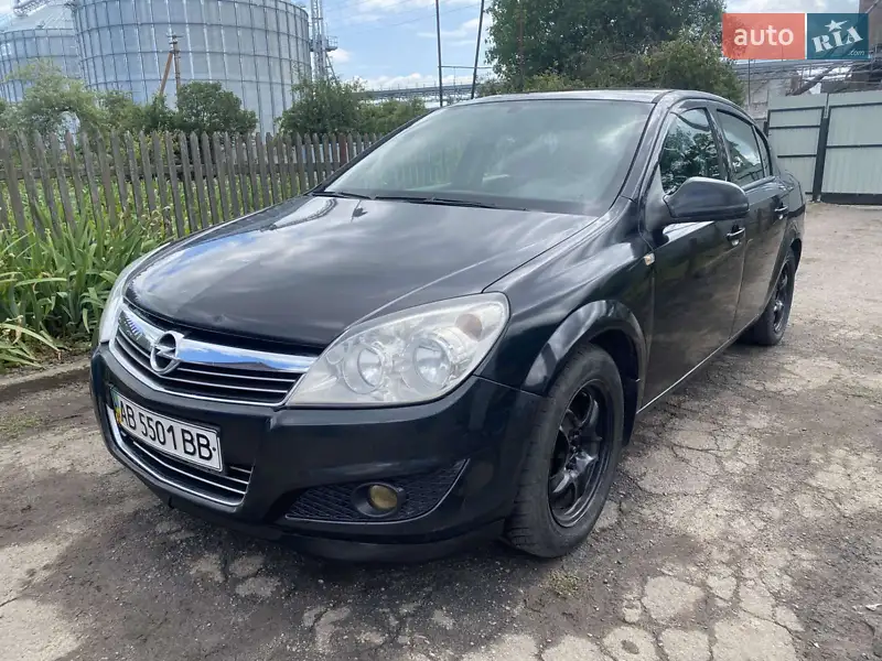2012 opel astra