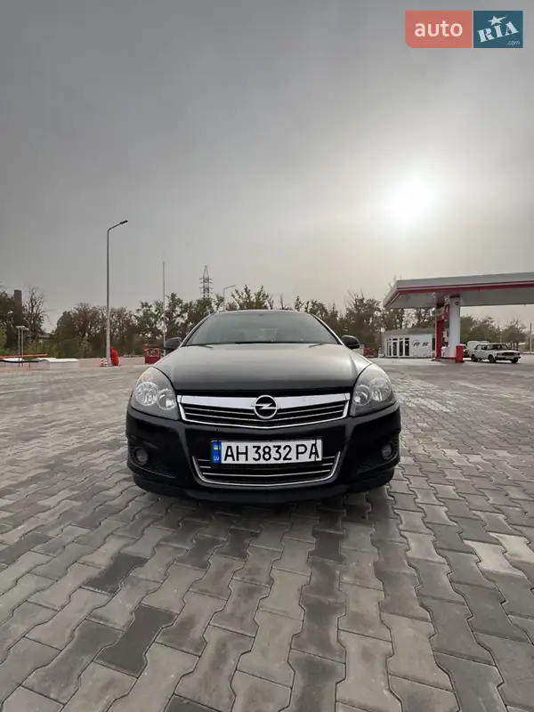 2013 opel astra
