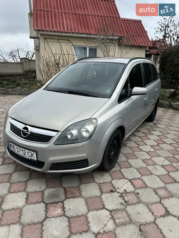 2006 opel zafira