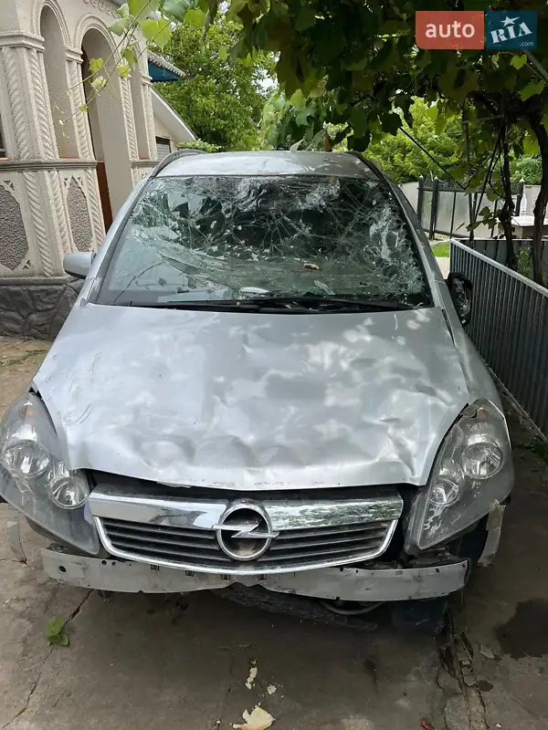 2006 opel zafira