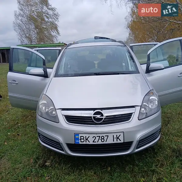 2006 opel zafira