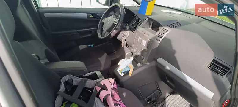 2007 opel zafira