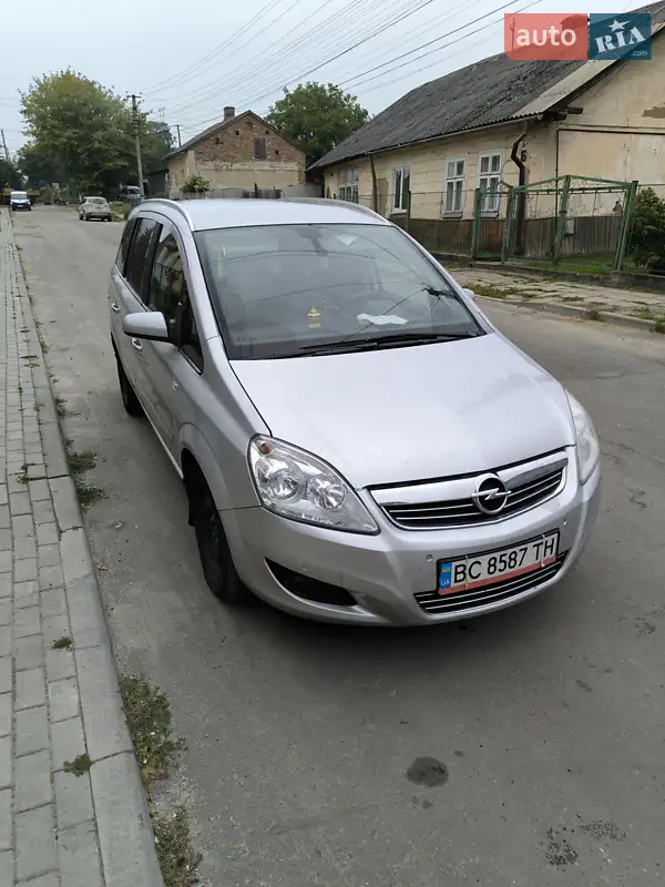 2008 opel zafira
