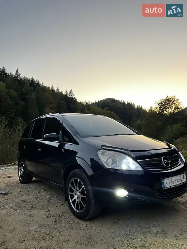 2008 opel zafira