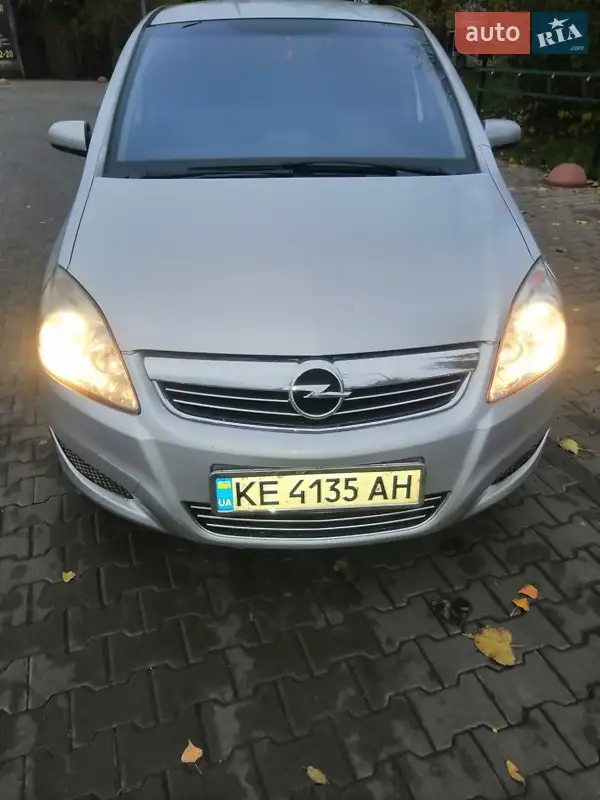 2008 opel zafira