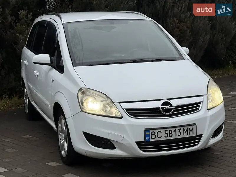 2008 opel zafira