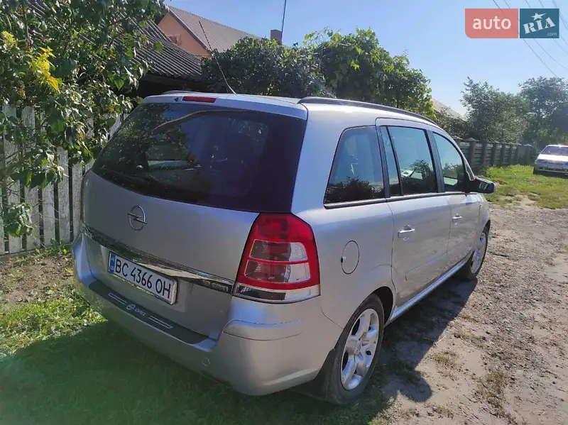 2008 opel zafira