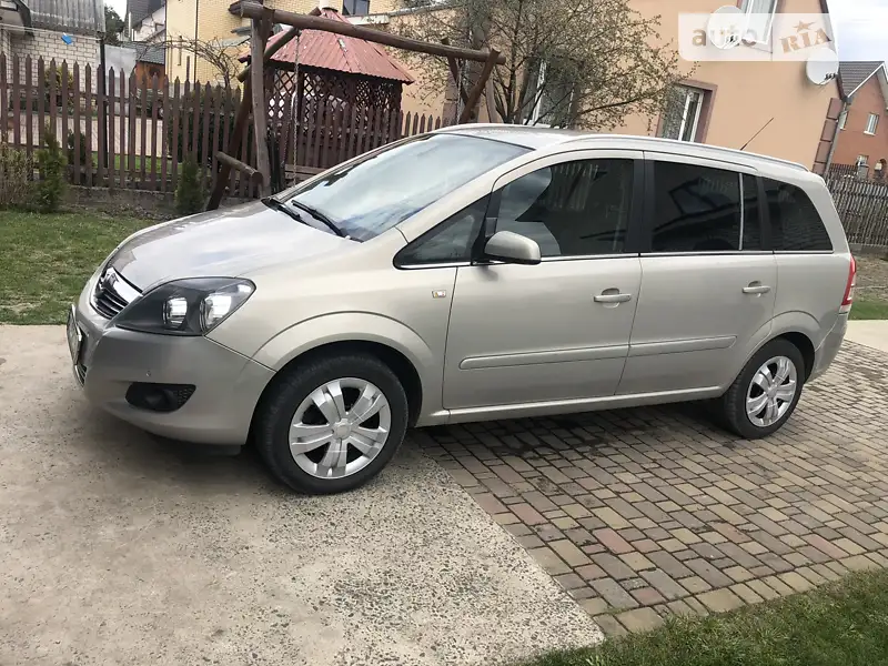 2008 opel zafira