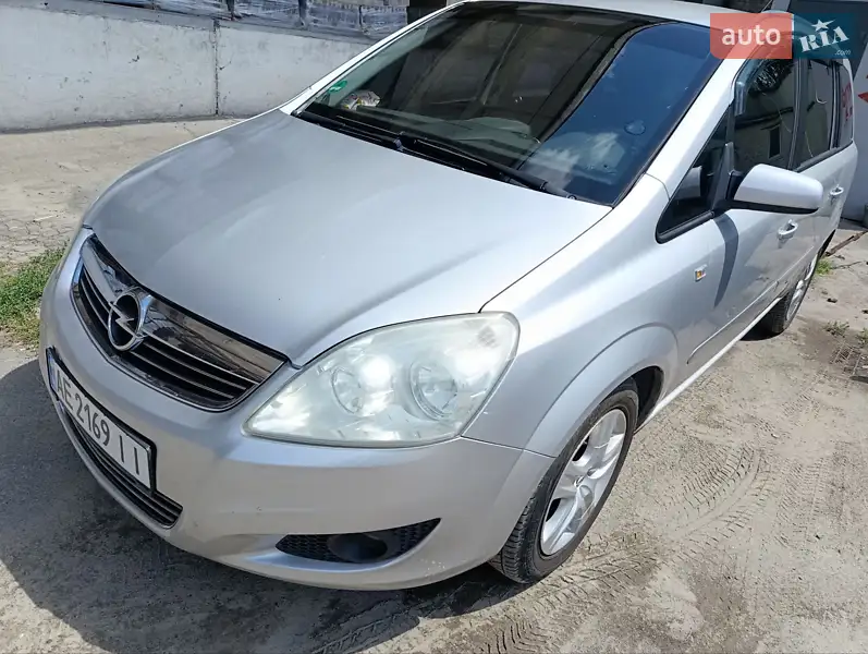 2008 opel zafira