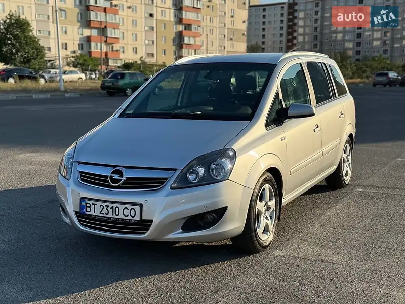 2008 opel zafira