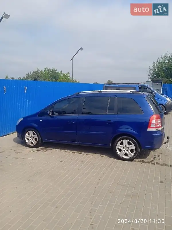 2009 opel zafira