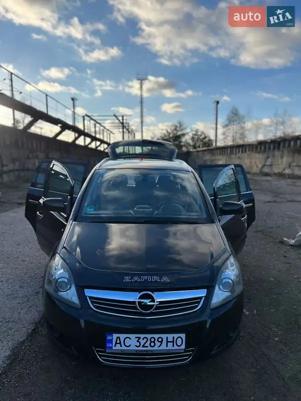 2010 opel zafira