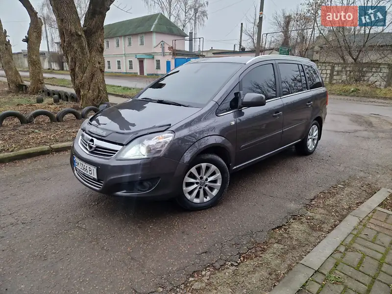 2010 opel zafira