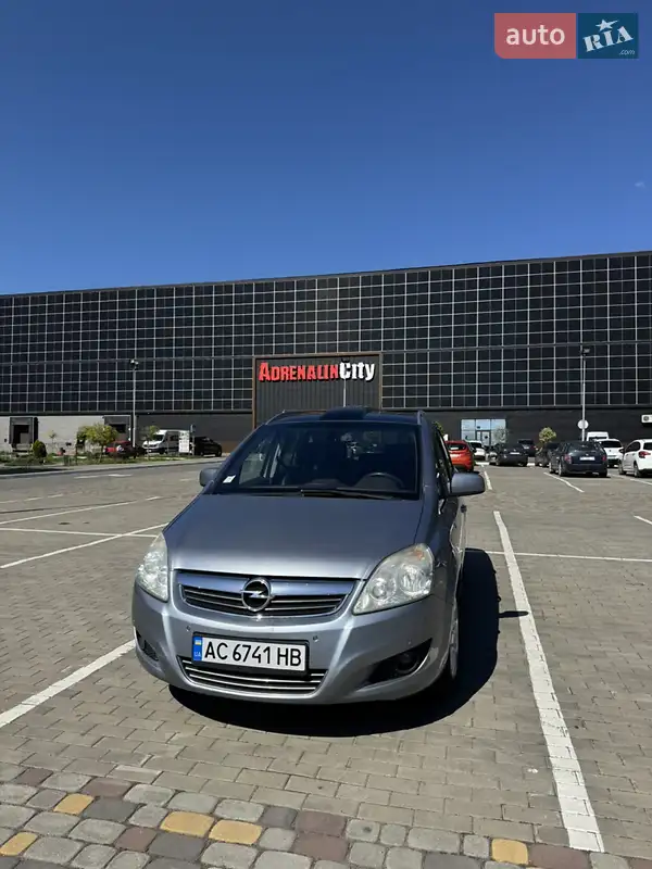 2010 opel zafira