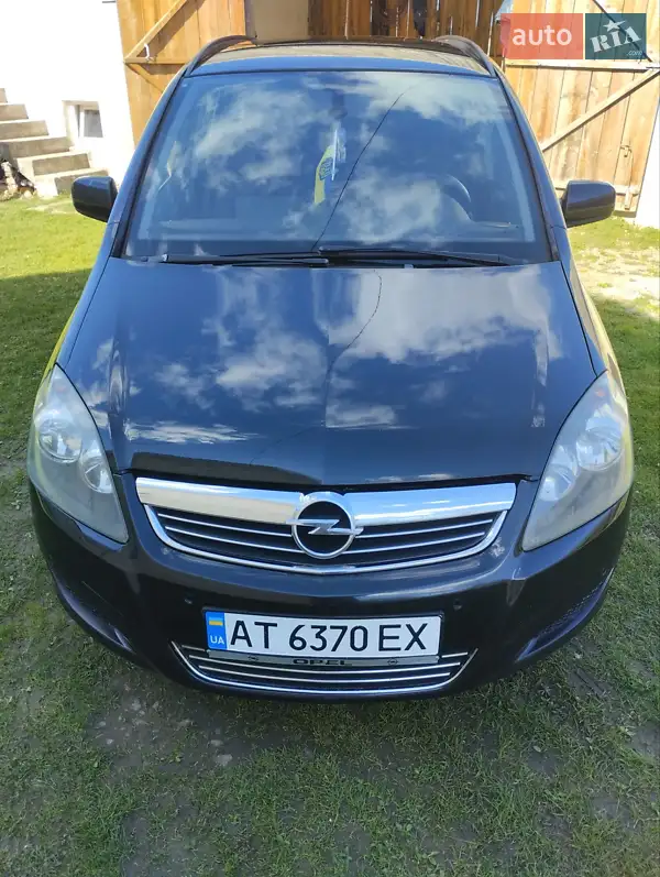 2010 opel zafira