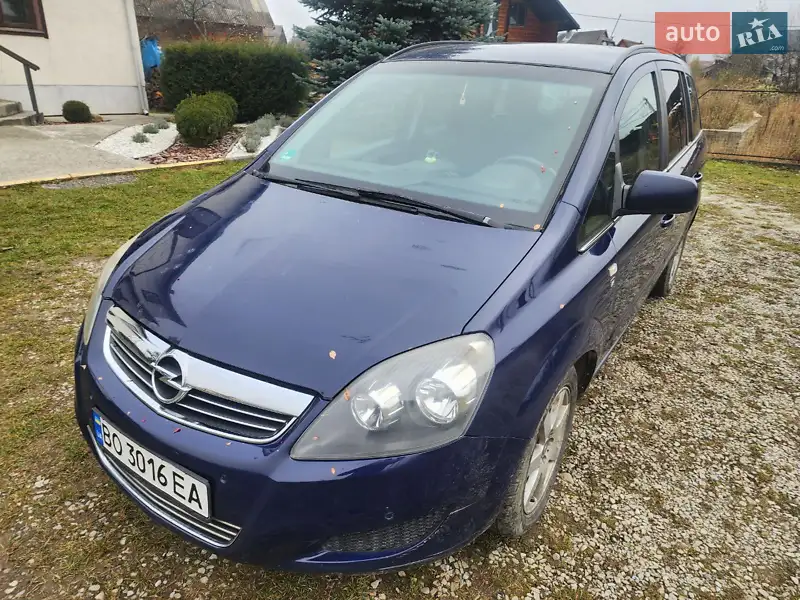 2010 opel zafira