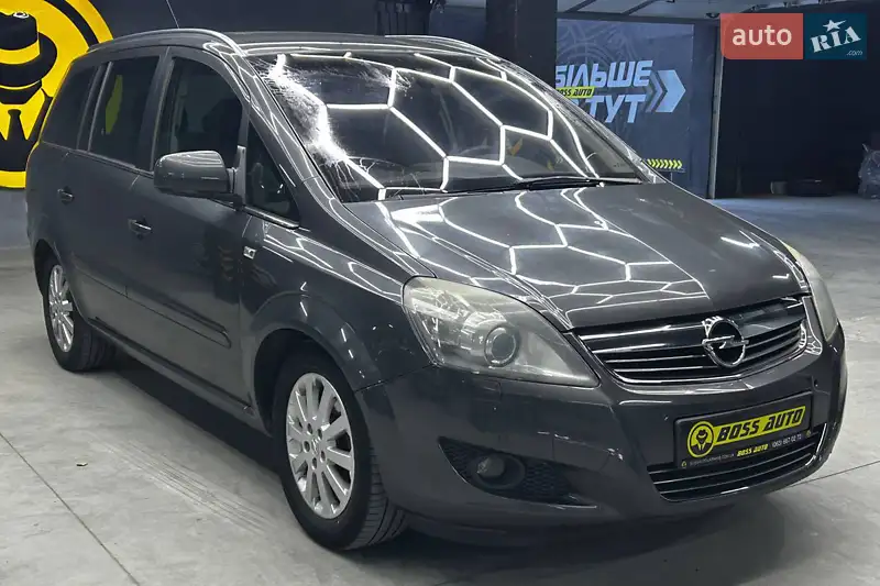 2010 opel zafira