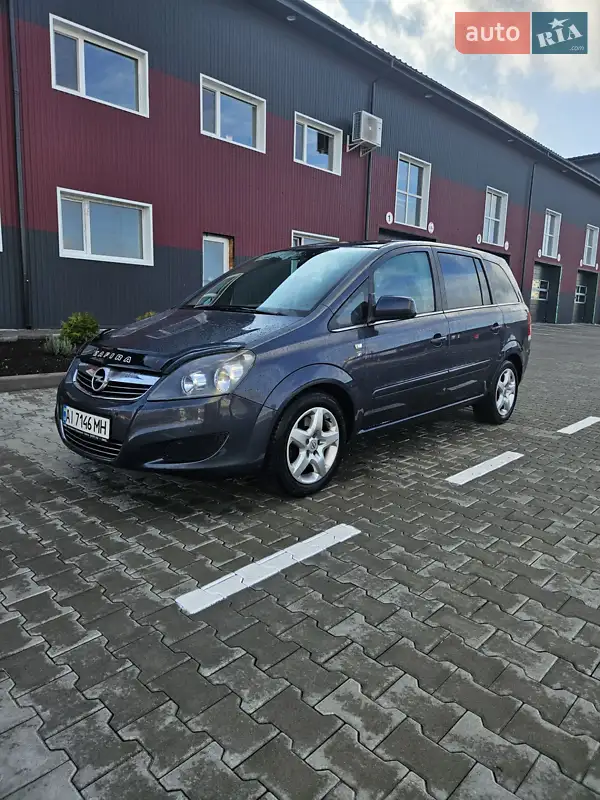 2010 opel zafira