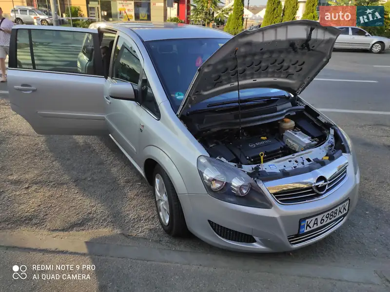 2010 opel zafira