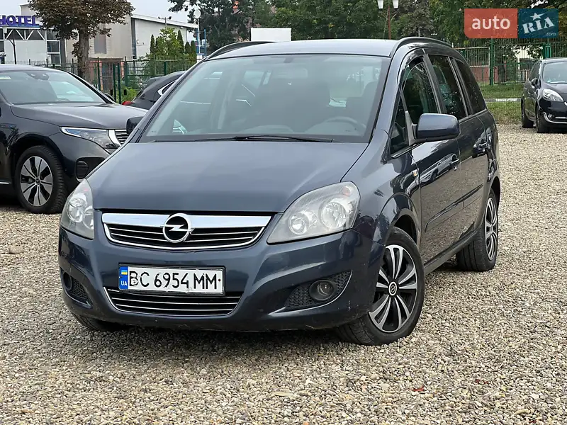 2010 opel zafira