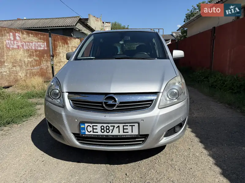2010 opel zafira