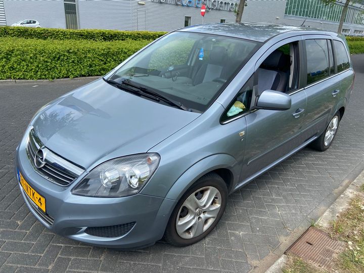 2010 opel zafira