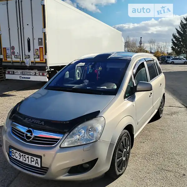 2010 opel zafira