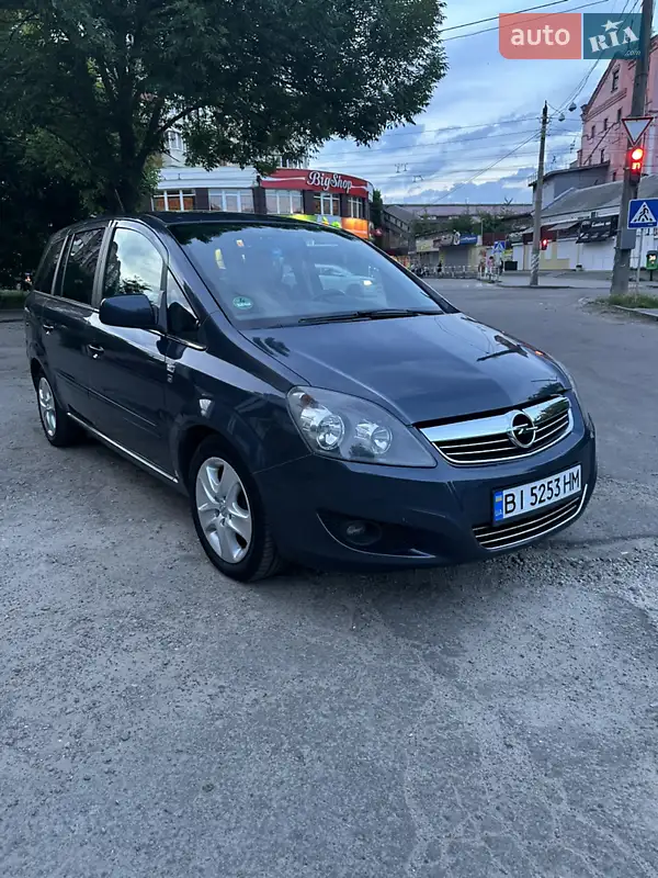 2010 opel zafira