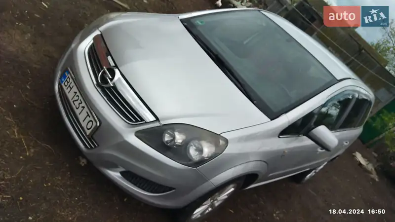 2010 opel zafira