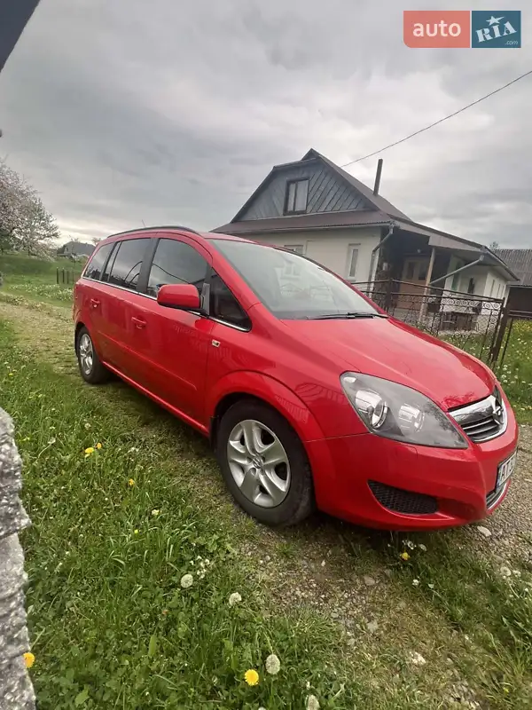 2011 opel zafira
