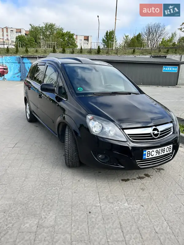 2011 opel zafira
