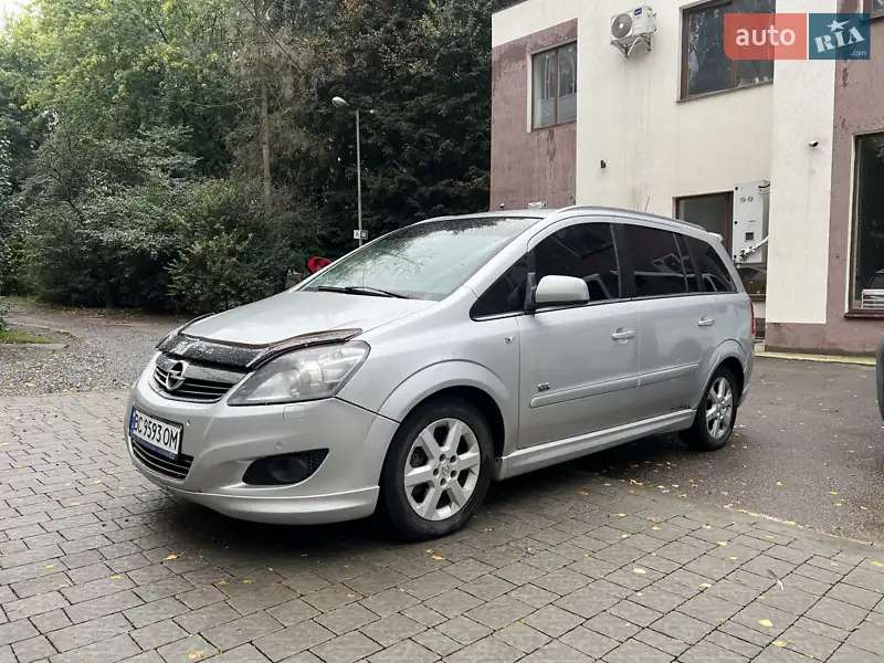 2011 opel zafira