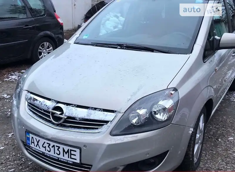 2011 opel zafira
