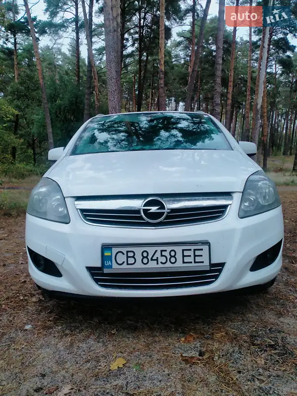 2011 opel zafira