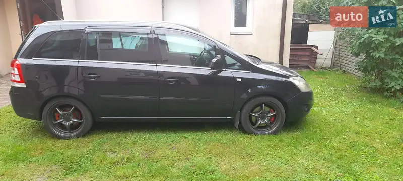 2011 opel zafira