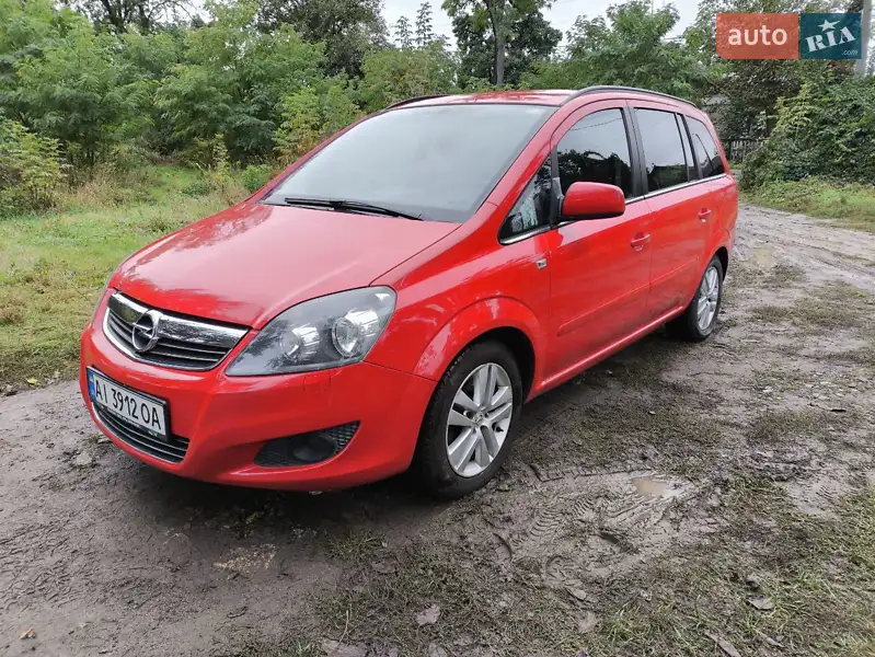 2011 opel zafira