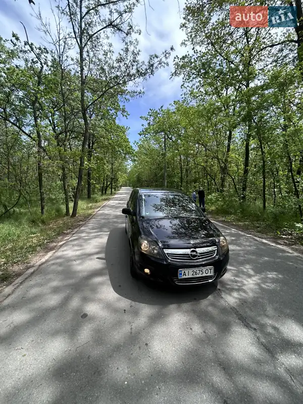 2011 opel zafira