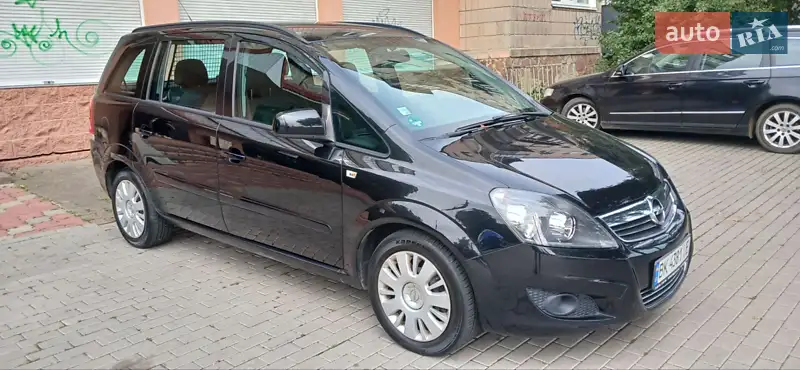 2012 opel zafira