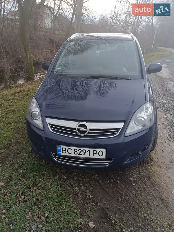 2013 opel zafira